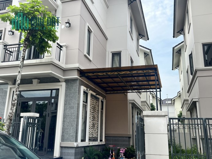 Biệt thự song lập khu đô thị Centa City chỉ 6,x tỷ vị trí đẹp