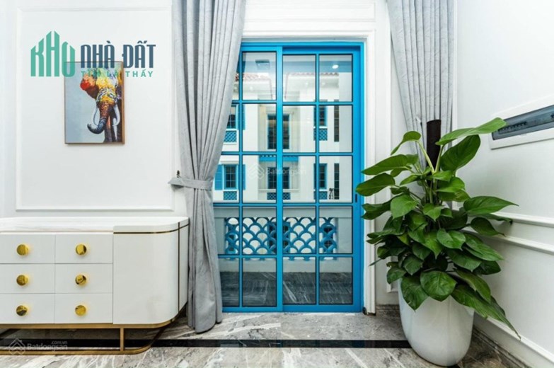 Bán biệt thự biển Sun Grand City Feria - phân khu VIP Mallorca, sát biển cạnh bãi tắm giá tốt