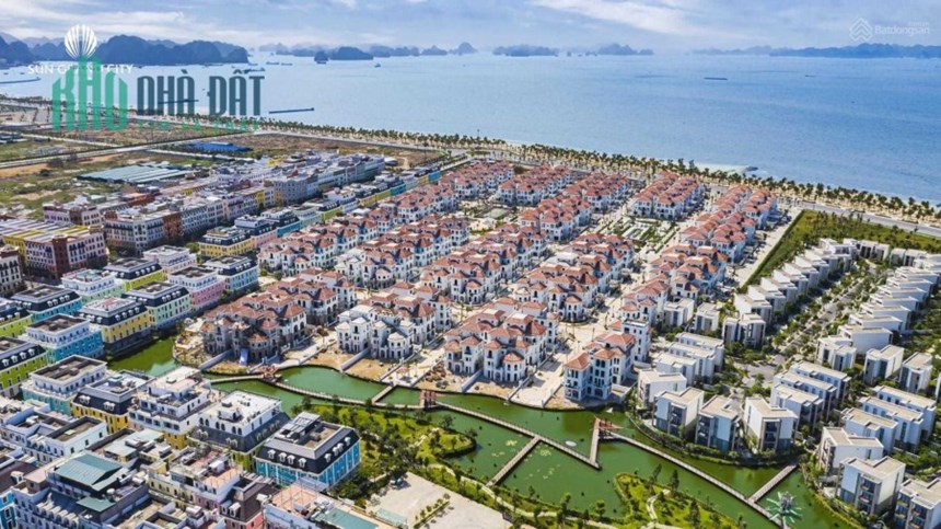 Bán biệt thự biển Sun Grand City Feria - phân khu VIP Mallorca, sát biển cạnh bãi tắm giá tốt