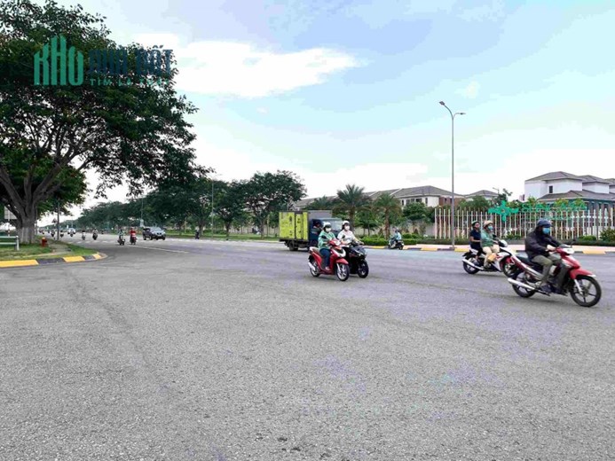 Bán Nhà + Nhà trọ p. Vĩnh Tân, Tân Uyên, Bình Dương (TPM  BD). 150m2. 2.66ty.