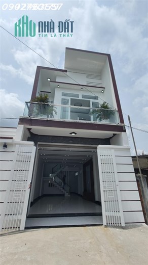 BÁN NHÀ LẦU GẦN CHỢ SÁT TRƯỜNG HỌC