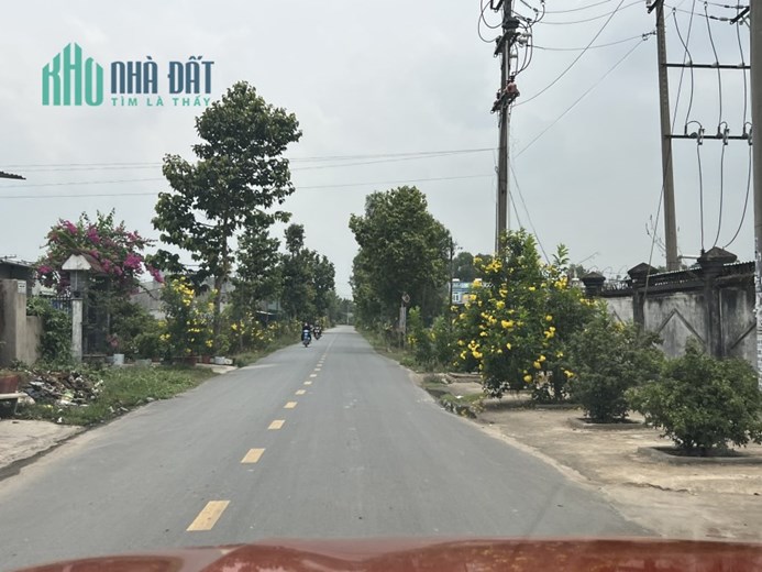 Chính chủ cho thuê 3000 m2 đất trống làm kho, bãi.