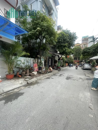 Bán nhà 4,95 tỷ xây mới đẹp - Ô tô tránh nhau - Mặt Ngõ to Khu PL 72ha Vĩnh Phúc, 30mx7T, SĐCC