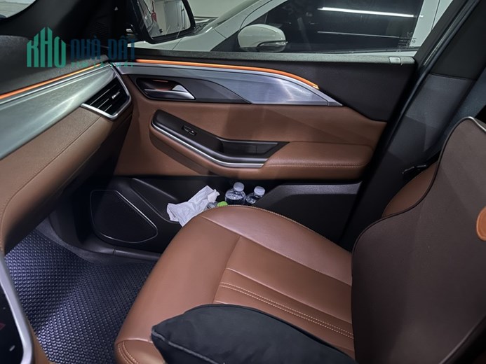 Chính chủ cần bán Vinfast Lux SA 2.0 bản Premium đã lên form President.