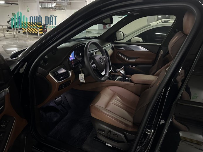 Chính chủ cần bán Vinfast Lux SA 2.0 bản Premium đã lên form President.