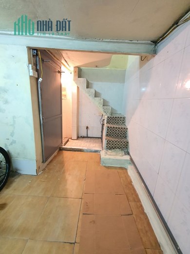 1.5 TỶ NHẬP KHẨU BA ĐÌNH – 11m2, 4 tầng. GẦN HỒ TÂY, GẦN ĐƯỜNG LỚN