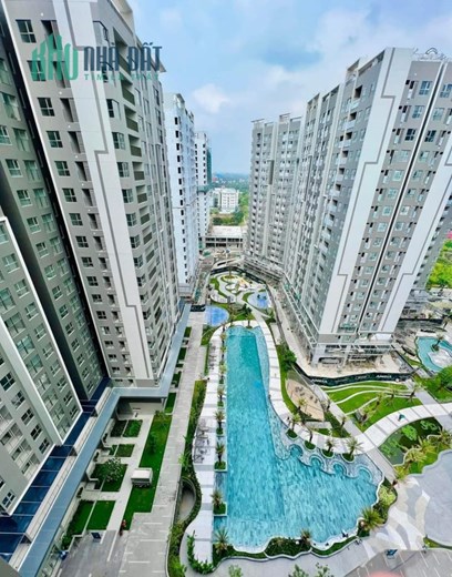 Căn hộ mới bàn giao vào ở ngay, đối diện huyện ủy Bình Chánh, 32 triệu/m2 full nội thất-0932234316