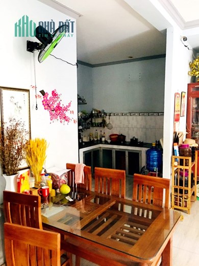 Bán gấp nhà 98m2 2 tầng BTCT gần AEON Mall Tân Phú chỉ 4,8 tỷ
