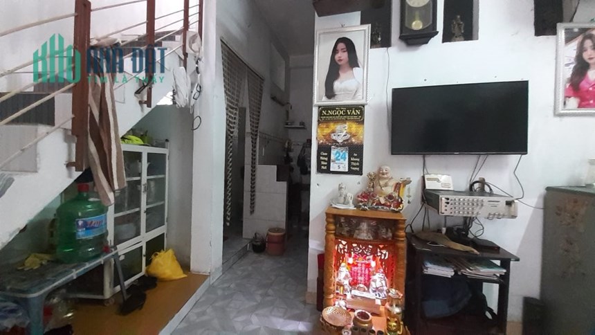 Chính chủ bán gấp K Lê Duẩn. Lô góc 50m2×2 tầng trước ở sau cho thuê. Nhỉnh 3 tỷ.