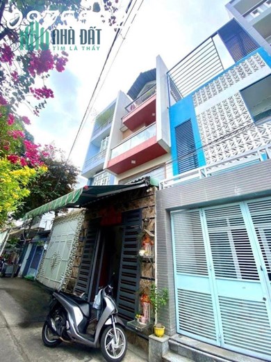 Gấp bán. Nhà 4 tầng, mới đẹp ở ngay, hẻm xe hơi sát mặt tiền Lê Văn Quới, Bình Tân, 64m2, 6 tỷ.