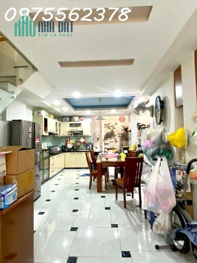 Gấp bán. Nhà 4 tầng, mới đẹp ở ngay, hẻm xe hơi sát mặt tiền Lê Văn Quới, Bình Tân, 64m2, 6 tỷ.
