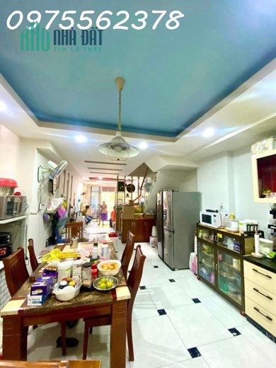 Gấp bán. Nhà 4 tầng, mới đẹp ở ngay, hẻm xe hơi sát mặt tiền Lê Văn Quới, Bình Tân, 64m2, 6 tỷ.