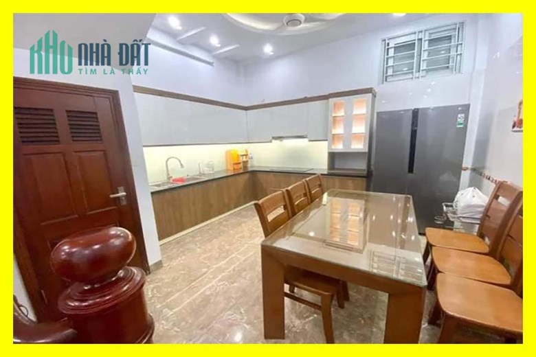 Nhà 45m2 gần Đường Láng, không lỗi phong thuỷ, xây rất tâm huyết