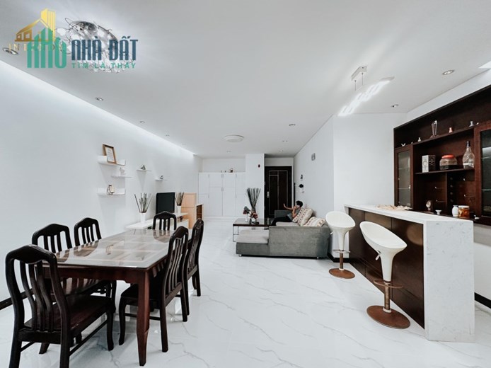 CẦN BÁN CĂN HỘ EVERICH 3PN 3WC 8 TỶ