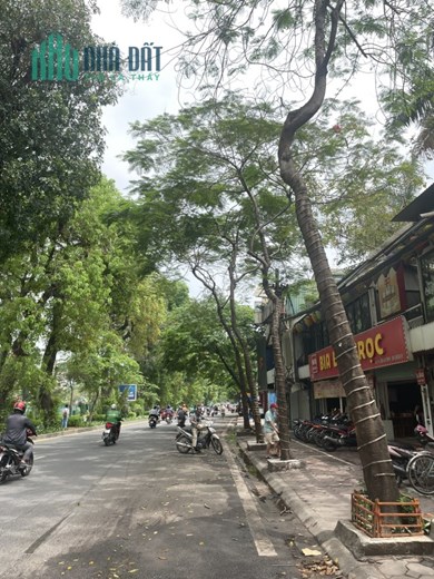 Cần bán mảnh đất vàng, hiếm, sau quy hoạch mở rộng đường Láng 1/2000 thành nhà mặt phố, 120m2, mặt