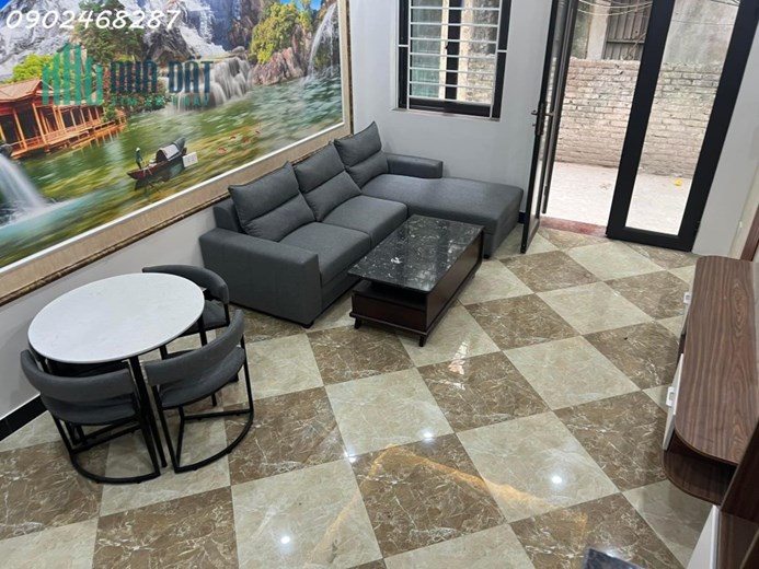 Nhà xây MỚI kèm ĐỦ nội thất, 5 tầng - chỉ hơn 4 tỷ - Khương Đình, Thanh Xuân (Ngã Tư Sở )