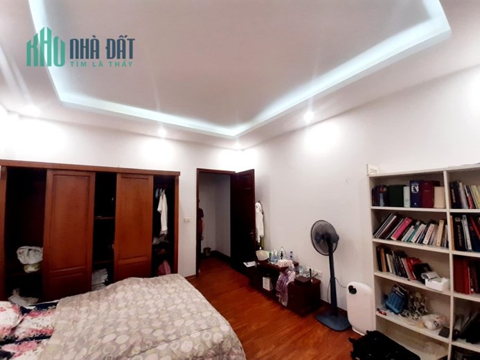 BÁN GẤP HAI BÀ TRƯNG, PHÂN LÔ, Ô TÔ GẦN, 2 MẶT NGÕ 52M x 4T, NHỈNH 5 TỶ 0901753139