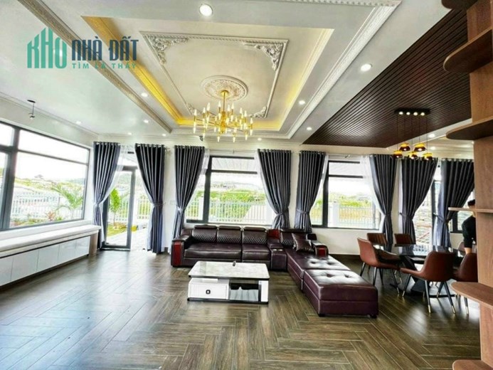 Giảm mạnh - Bán gấp Nhà Biệt Thự view thoáng đường Đankia, Đà Lạt 261m2 giá chỉ 11 tỷ