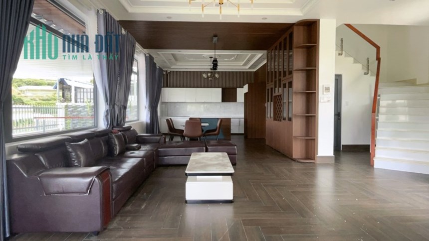 Giảm mạnh - Bán gấp Nhà Biệt Thự view thoáng đường Đankia, Đà Lạt 261m2 giá chỉ 11 tỷ