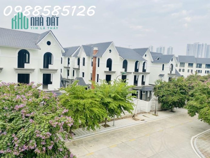 Bán nhanh căn nhà vườn 120m2 khu D Geleximco Lê Trọng Tấn giá 8,1 tỷ.