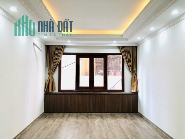 BÁN NHÀ PHÚC ĐỒNG 40M2 7 TẦNG Ô TÔ THANG MÁY KINH DOANH 5.9 TỶ