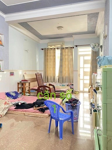 Ngộp Bank cần bán 3 căn nhà ngay trung tâm Tân Bình .LH 0963292214