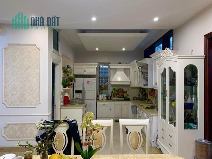 ĐẲNG CẤP BIỆT THỰ HÀ ĐÔNG MẶT ĐƯỜNG ĐÔI - VỊ TRÍ SIÊU ĐỈNH - MẶT TIỀN QUYỀN LỰC -  ĐẸP LONG LANH -