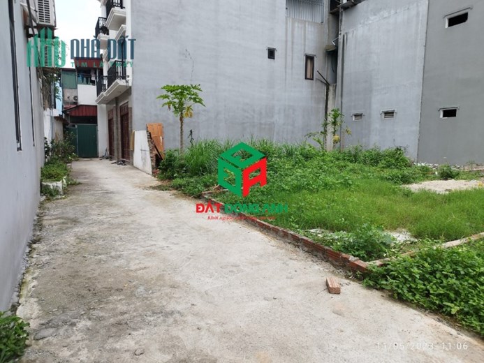 Bán 46m2 Cổ Dương Tiên Dương ô tô con vào đất hơn tỷ