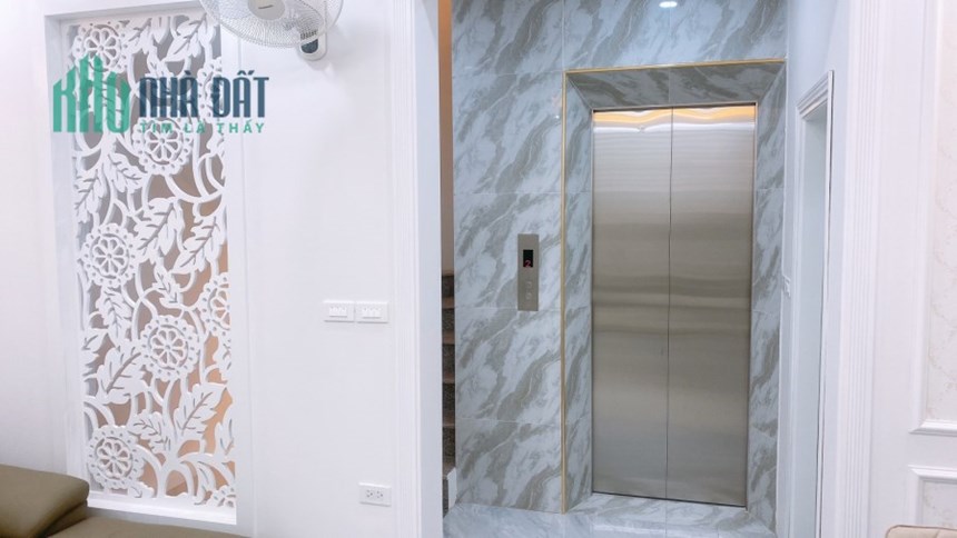 Siêu phẩm. Bán nhà Bùi Xương Trạch, Thanh Xuân. 50m2 x 7T. GARA, THANG MÁY, KD. Hơn 9 tỷ. 0968084286