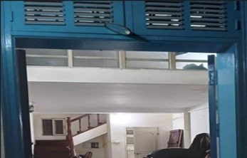 Nhà Ngõ 18 Nguyễn Ngọc Vũ 32/50m2 4tầng 5tỷ2 NHÀ ĐẸP Ở NGAY- SỔ VUÔNG - TRUNG TÂM  Ô TÔ CÁCH NHÀ