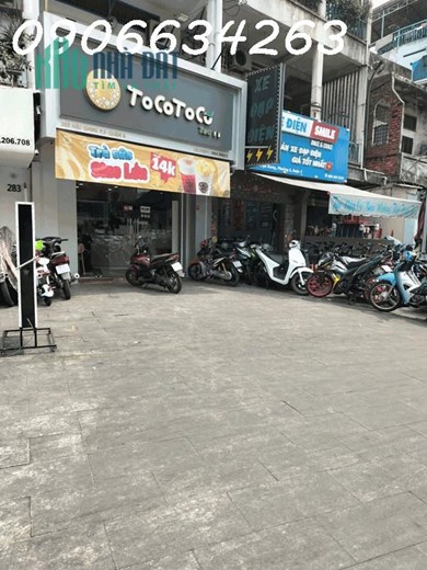 Sang quán tocotoco Hậu Giang. Địa chỉ : 285 Hậu Giang p.5 quận 6. Ngay ngã 4 Minh Phụng Hậu Giang.