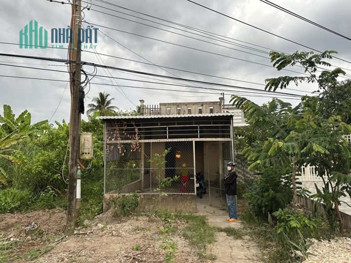 CHÍNH CHỦ BÁN Lô Đất Tặng Nhà Vị Trí Đắc Địa Tại Xã Hồ Thị Kỷ - Thới Bình - Cà Mau