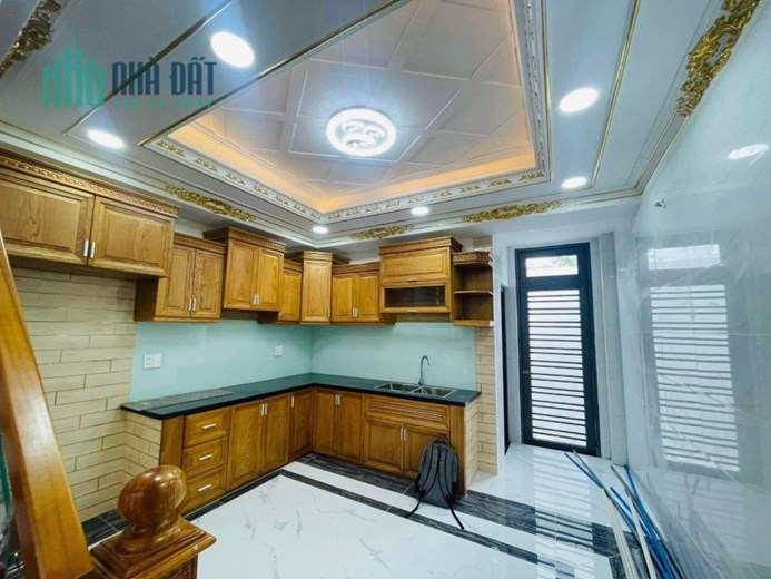 Bán gấp nhà hẻm 10m Đường Tân Kỳ Tân Quý, Tân Phú 52m2 giá chỉ 5.8 tỷ