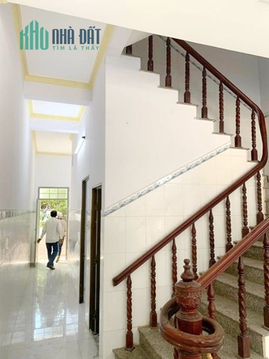BÀ RỊA - CHO THUÊ NHÀ 3 LẦU GỒM 10 PHÒNG NGỦ- 15 Tr/tháng