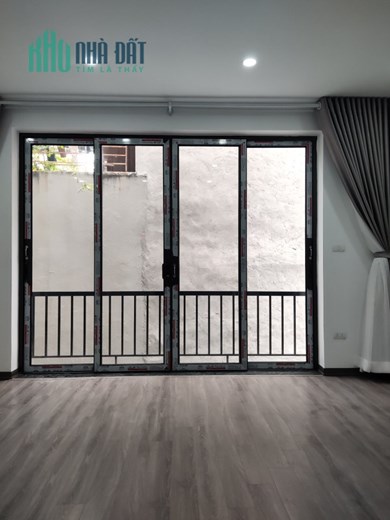 Bán nhà Đội Cấn,Ba Đình dt 35 m2 x 5 t mới tinh cách phố 50m giá nhỉnh 5 tỷ
