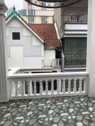 Biệt thự sân vườn, gần phố, ô tô đỗ, mới đẹp, Hào Nam, Đống Đa, 125m2, 4t, mt 7m, 21tỷ