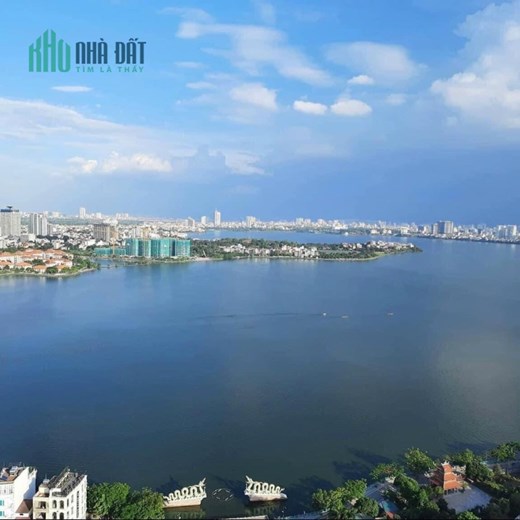 Bán căn Penthouse - View trọn Hồ Tây - D'. El Dorado - Lạc Long Quân.