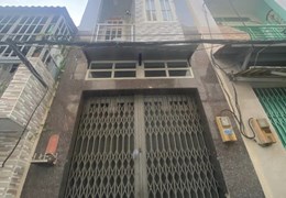 Bán nhà hẻm xe hơi đường Bà Hom, Q6, 28m2, ngang 3.5m, 3 tầng 2PN 3WC, chỉ 4.5 tỷ TL chính chủ.