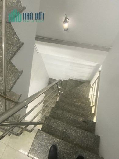 Bán nhà hẻm xe hơi đường Bà Hom, Q6, 28m2, ngang 3.5m, 3 tầng 2PN 3WC, chỉ 4.5 tỷ TL chính chủ.
