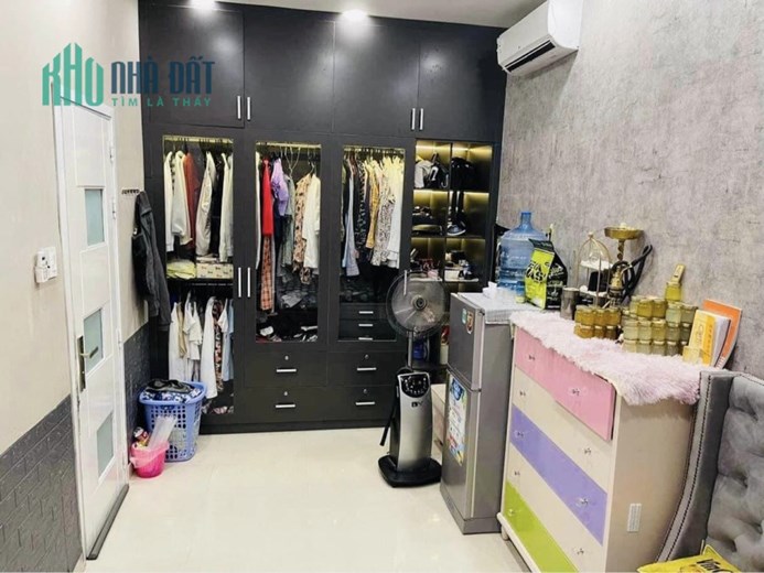 Vị trí hiếm nhà bán ,Đường số , phường Tân Kiểng Quận 7,nhà đẹp nội thất xịn xò, Nhà 1 trệt 1 lầu