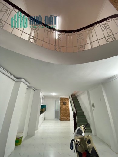 Bán nhà phố Lương Đình Của, Ngõ nông, Đống Đa, 43m2, 3 tỷ 9, 0927364666