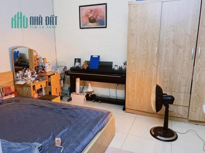 Căn hộ tập thể tầng 1 Mai Dịch, Cầu Giấy, kinh doanh được, 50m2, giá 1.5 tỷ