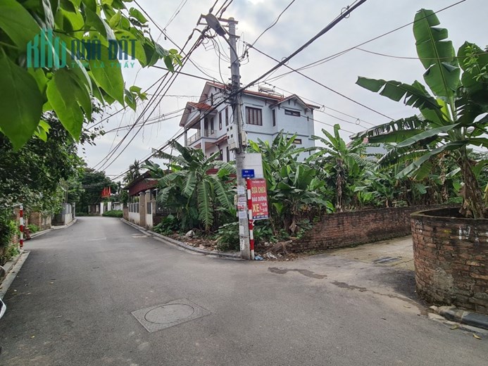 đất hiếm CỰ KHỐI LONG BIÊN 42m2 chỉ 50 tr . đường affan 13,5m, kinh doanh nhỏ