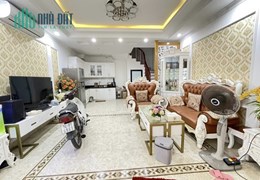 nhà đẹp THẠCH BÀN, ô tô đỗ cửa , tặng full nội thất  sang, sịn trị giá gần 1 tỷ đồng.
