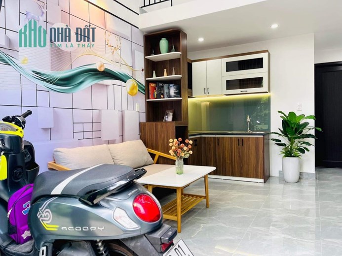 Nhà đẹp Huỳnh Ngọc Huệ kiệt 2m5 chưa tới 2 tỷ