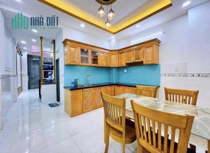 chỉ 720 TRIỆU dọn vào ở ngay nhà Đinh Đức Thiện, phòng ngủ lớn