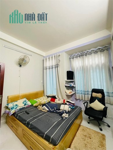 NHÀ MỚI Ở NGAY SÁT MẶT TIỀN -HẺM THÔNG KHU CƯ XÁ ĐÔ THÀNH QUẬN 3