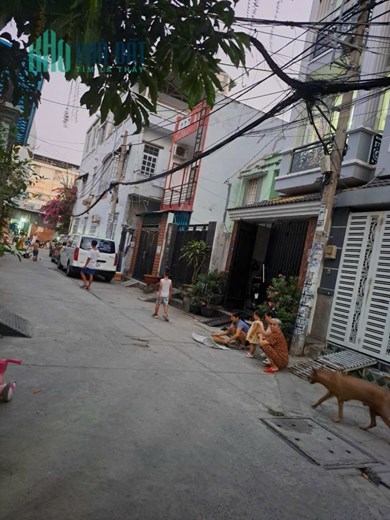 Bán nhà hẻm xe hơi Thông 6m Dương Quảng Hàm P.6 , Gò Vấp
Dien tích 4 x 14
Thiết Trệt + 3 lầu