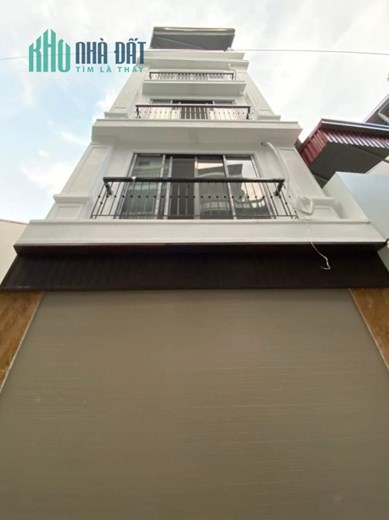 BÁN NHÀ LƯƠNG ĐỊNH CỦA. 6 TẦNG THANG MÁY - Ô TÔ 16 CHỖ VÀO NHÀ - 2 THOÁNG.
DIỆN TÍCH 50m2, 6 tâng,