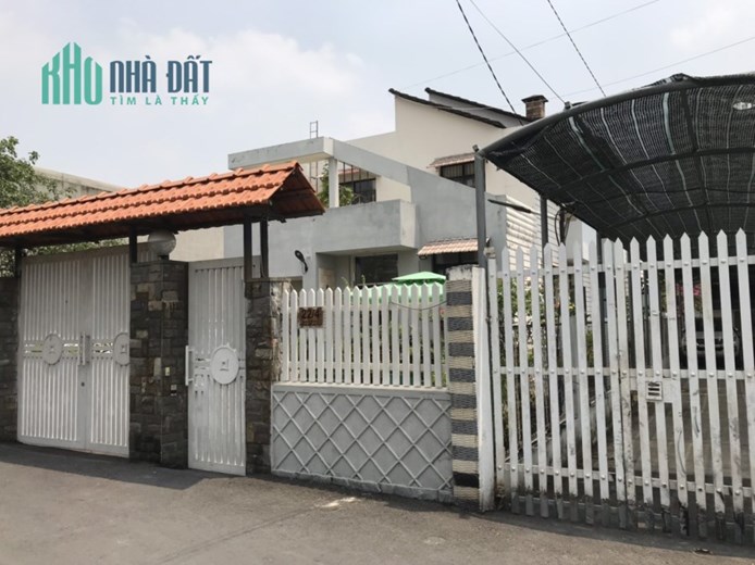 Nhà bán Quận Tân Phú dưới 6.x tỷ mới - Ngang 4, CN 72m2